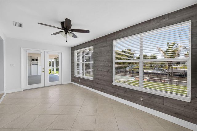416 SE Naranja Avenue, Port St. Lucie, FL 34983