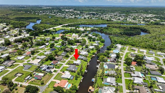 416 SE Naranja Avenue, Port St. Lucie, FL 34983
