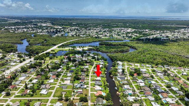 416 SE Naranja Avenue, Port St. Lucie, FL 34983