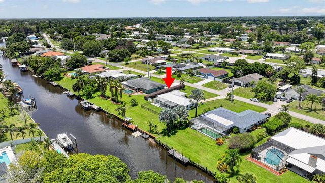 416 SE Naranja Avenue, Port St. Lucie, FL 34983