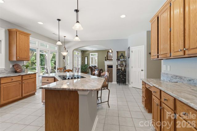 10536 Providence Arbours Drive, Charlotte, NC 28270