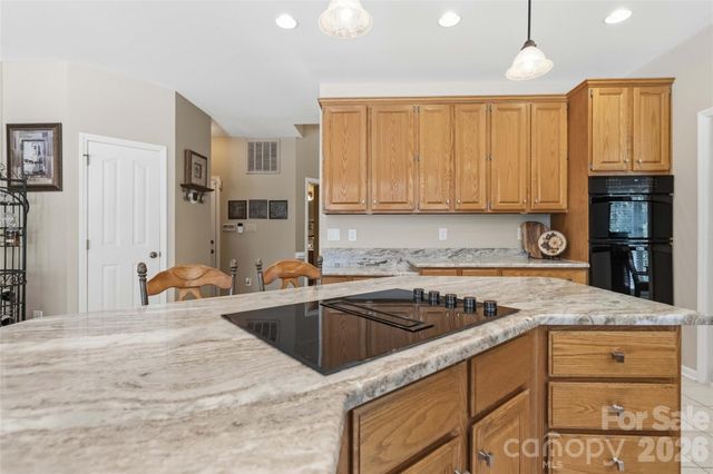 10536 Providence Arbours Drive, Charlotte, NC 28270