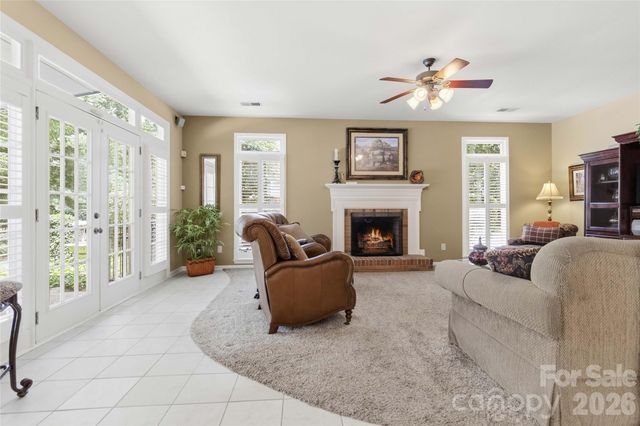 10536 Providence Arbours Drive, Charlotte, NC 28270