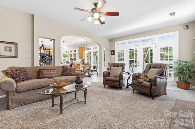 10536 Providence Arbours Drive, Charlotte, NC 28270