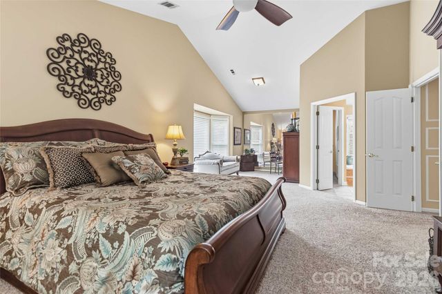 10536 Providence Arbours Drive, Charlotte, NC 28270