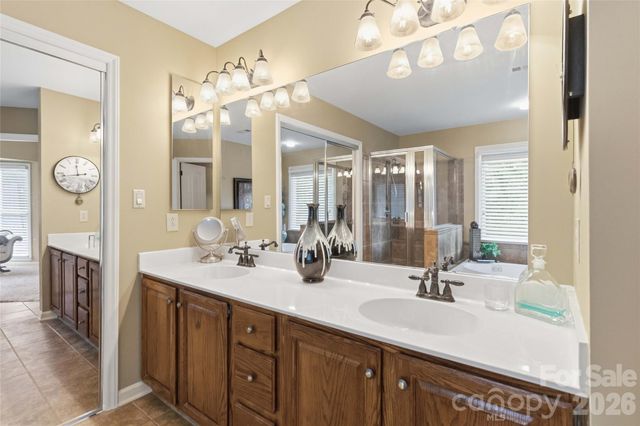 10536 Providence Arbours Drive, Charlotte, NC 28270