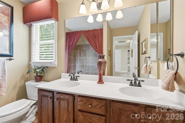 10536 Providence Arbours Drive, Charlotte, NC 28270