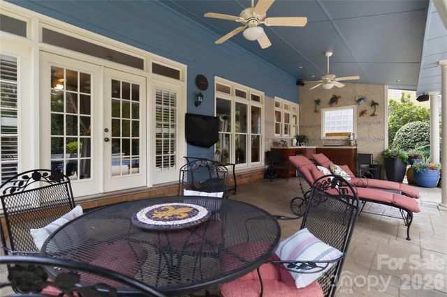 10536 Providence Arbours Drive, Charlotte, NC 28270