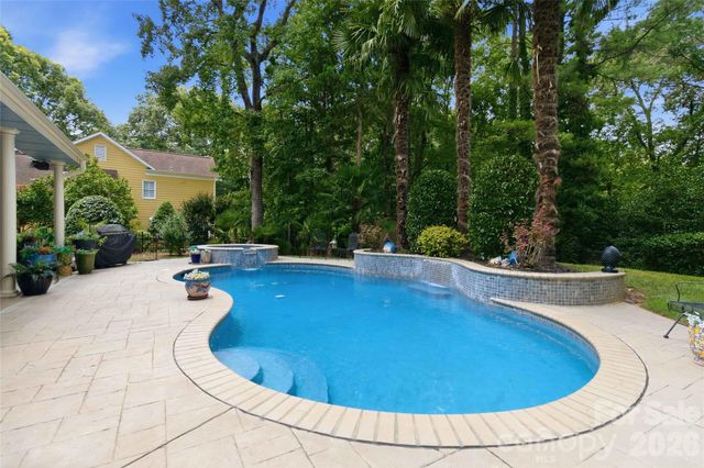 10536 Providence Arbours Drive, Charlotte, NC 28270