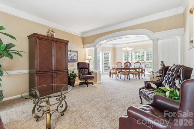10536 Providence Arbours Drive, Charlotte, NC 28270