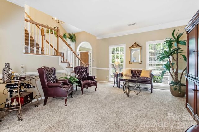 10536 Providence Arbours Drive, Charlotte, NC 28270