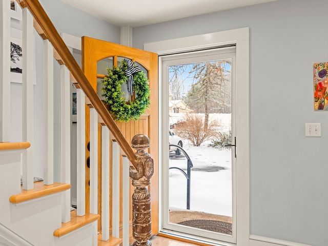 1828 Main St, Concord, MA 01742