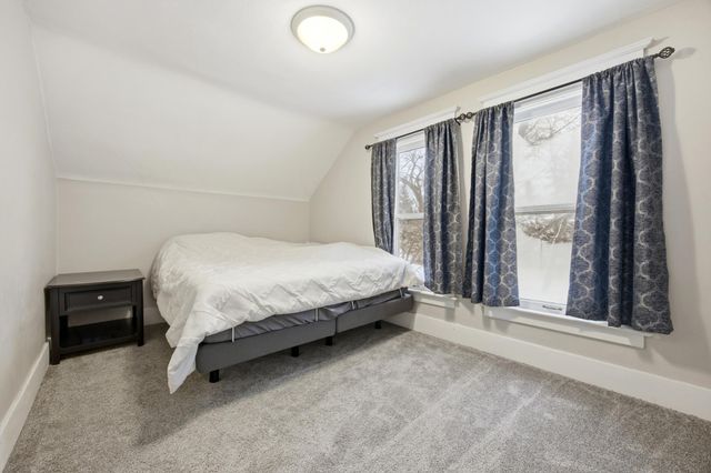 807 5th Street S, Moorhead, MN 56560