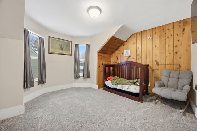 807 5th Street S, Moorhead, MN 56560