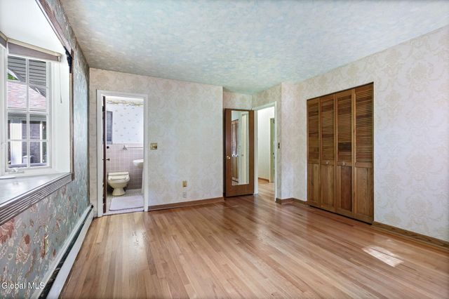 723 Grooms Road, Clifton Park, NY 12148