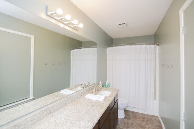 4208 Fitzgerald St, Marshall, TX 75672