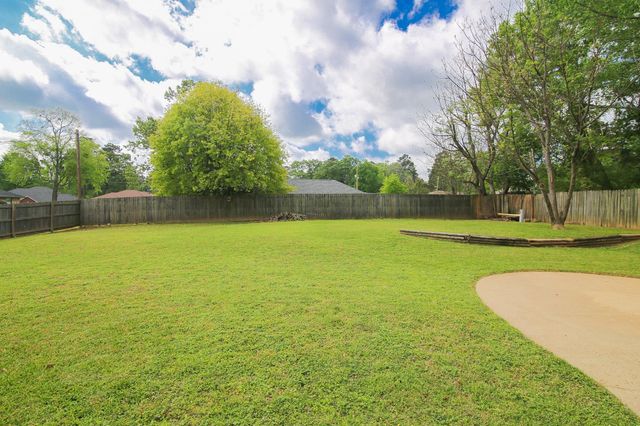 4208 Fitzgerald St, Marshall, TX 75672