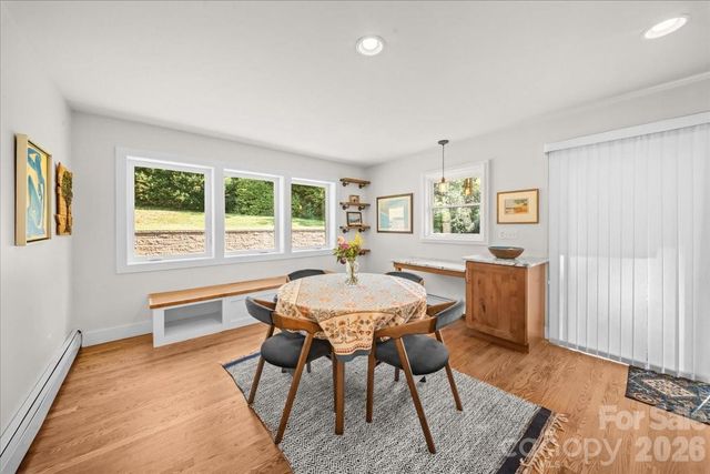 102 Hillside Lane, Morganton, NC 28655