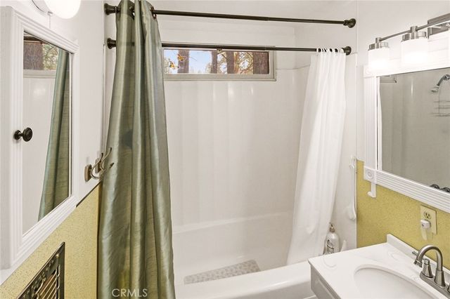 833 Norwood, Big Bear City, CA 92314