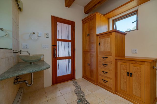 115 Jornada Loop, Santa Fe, NM 87508