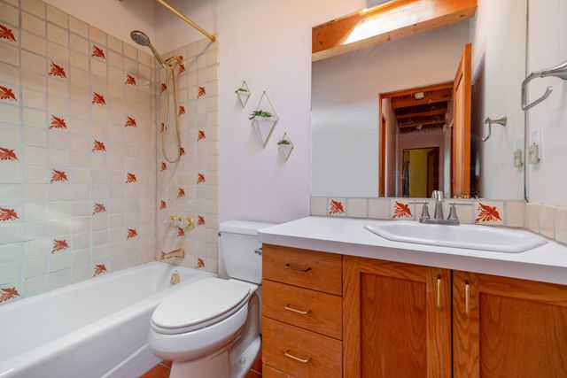 115 Jornada Loop, Santa Fe, NM 87508