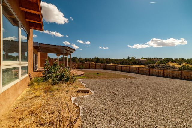 115 Jornada Loop, Santa Fe, NM 87508