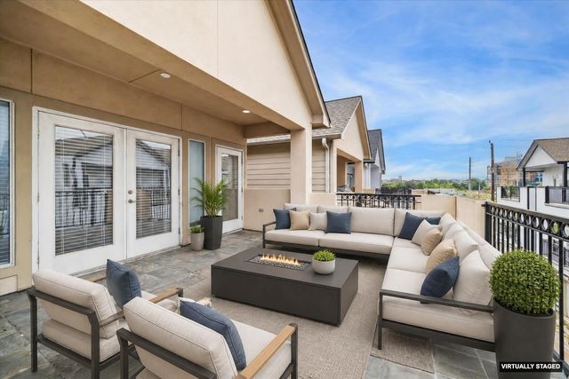 3041 Clinton Drive, Houston, TX 77020