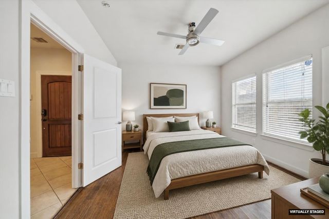 3041 Clinton Drive, Houston, TX 77020