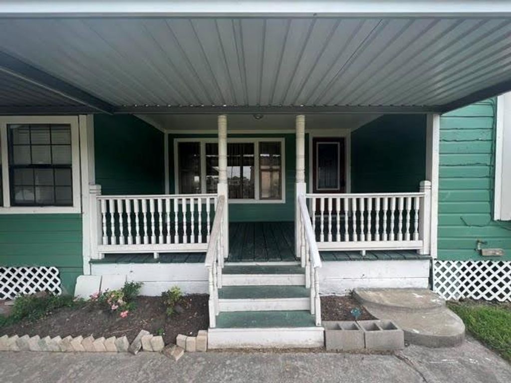 7931 Scanlock Street, Houston, TX 77012