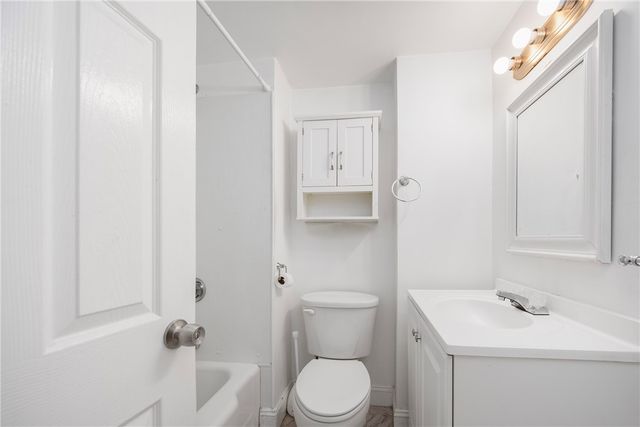 145 Tell Street B, Providence, RI 02909
