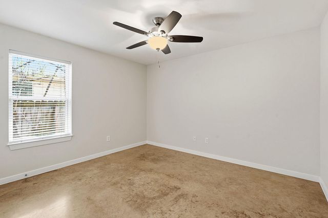 1105 Delmar ST, San Marcos, TX 78666