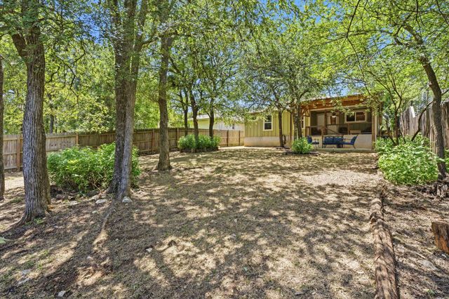 1105 Delmar ST, San Marcos, TX 78666