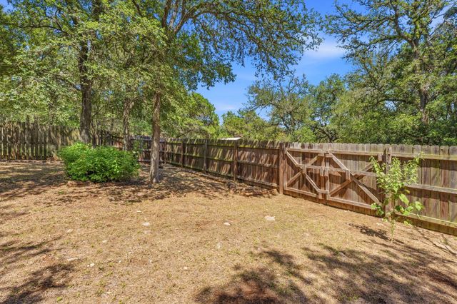 1105 Delmar ST, San Marcos, TX 78666