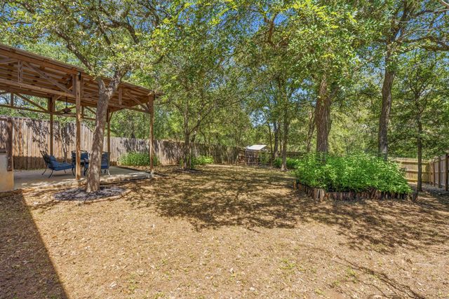 1105 Delmar ST, San Marcos, TX 78666