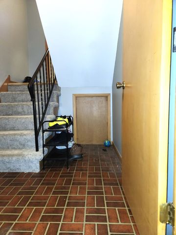 8820 Plainfield Road, Brookfield, IL 60513