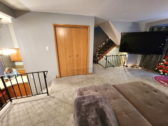 8820 Plainfield Road, Brookfield, IL 60513