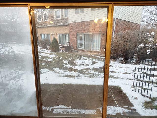 8820 Plainfield Road, Brookfield, IL 60513