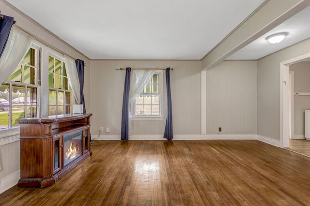 104 Goode Dr, Columbia, TN 38401