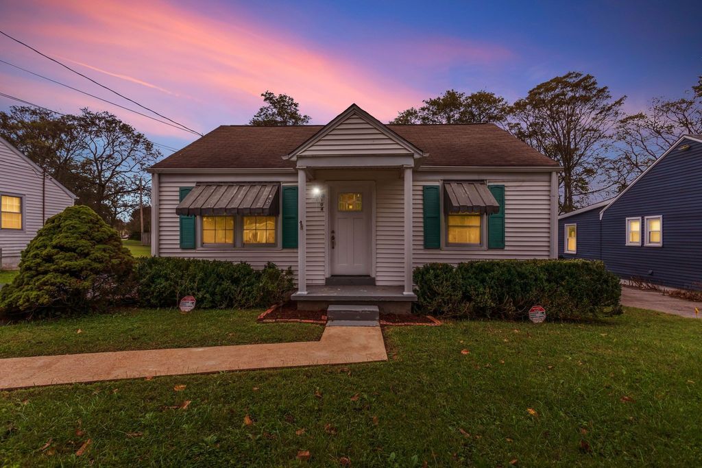 104 Goode Dr, Columbia, TN 38401