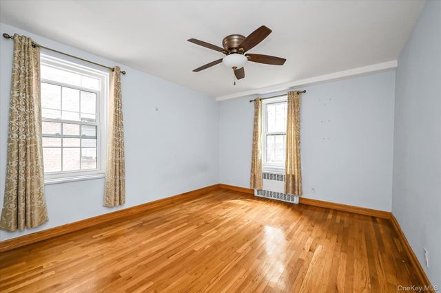 140-18 Burden Crescent 411, Briarwood, NY 11435