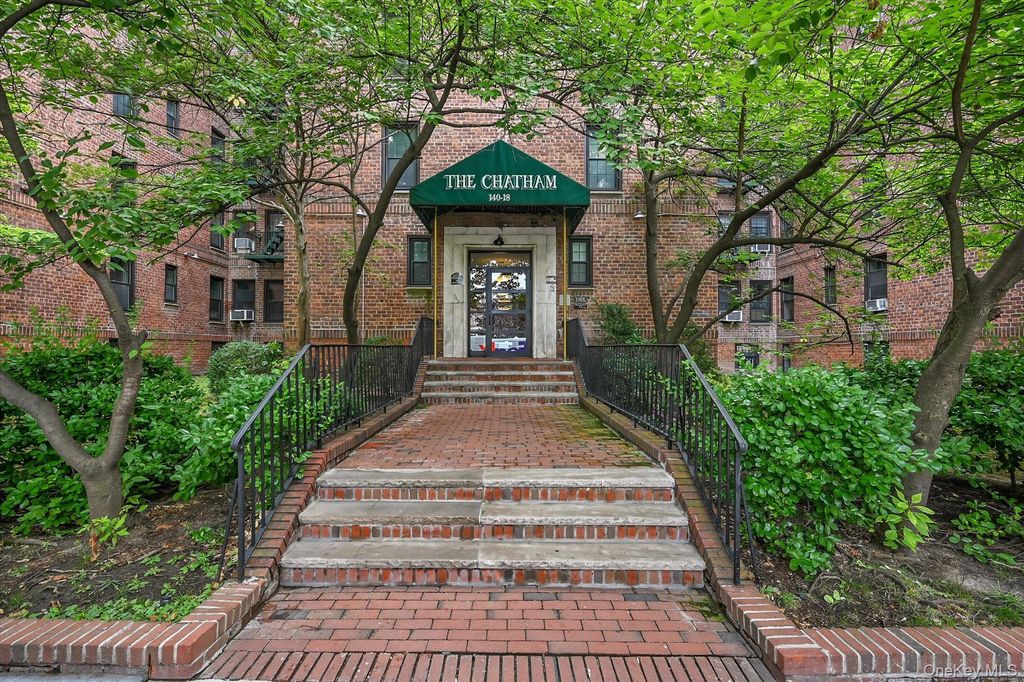 140-18 Burden Crescent 411, Briarwood, NY 11435
