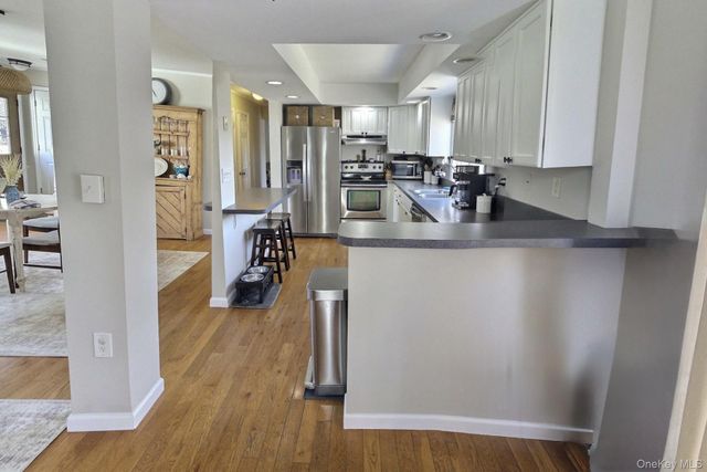 6 Honey Lane, Wappingers Falls, NY 12590