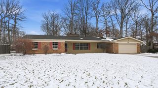 2927 Woodstock Court, Fort Wayne, IN 46815