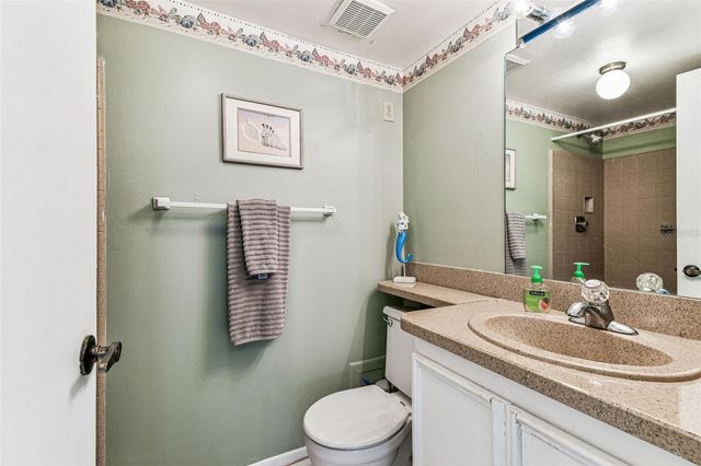 19029 US HIGHWAY 19 N 10D, Clearwater, FL 33764