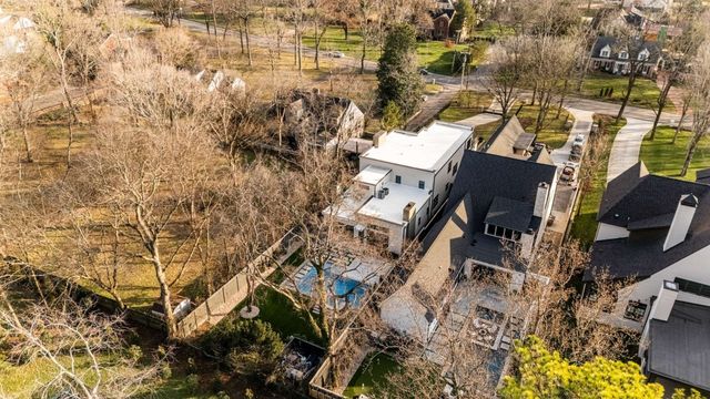 3610A Woodmont Blvd, Nashville, TN 37215