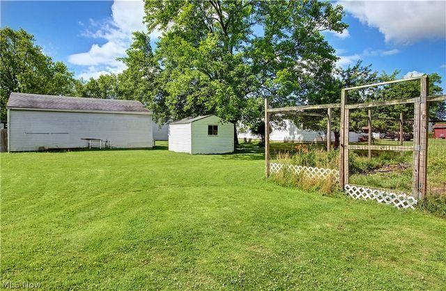 3785 Sanford Drive, Brunswick, OH 44212