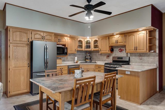 N6754 McCurdy PLACE, Holmen, WI 54636