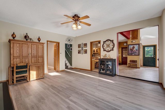 N6754 McCurdy PLACE, Holmen, WI 54636