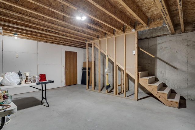 N6754 McCurdy PLACE, Holmen, WI 54636