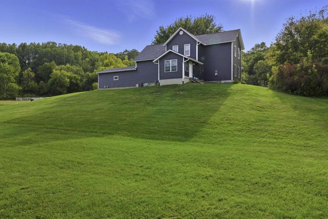 N6754 McCurdy PLACE, Holmen, WI 54636